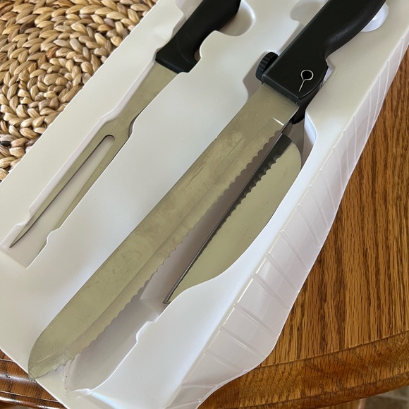 NWOT - THE ULTIMATE KNIFE & FORK SET - MULTI PURPOSE CUTTING KNIFE WITH GUIDE - Picture 2 of 7